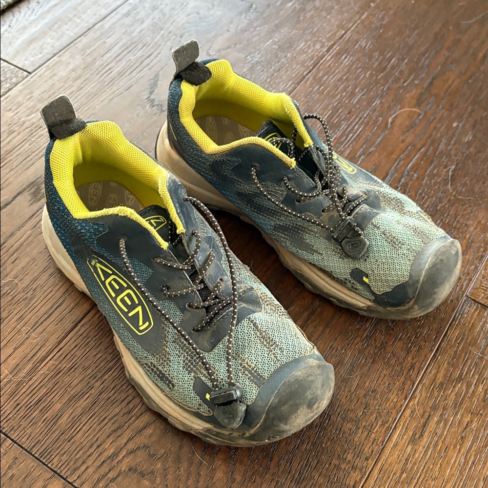 Keen Wanduro Hiking Trail Shoes - Big Kid Size 1